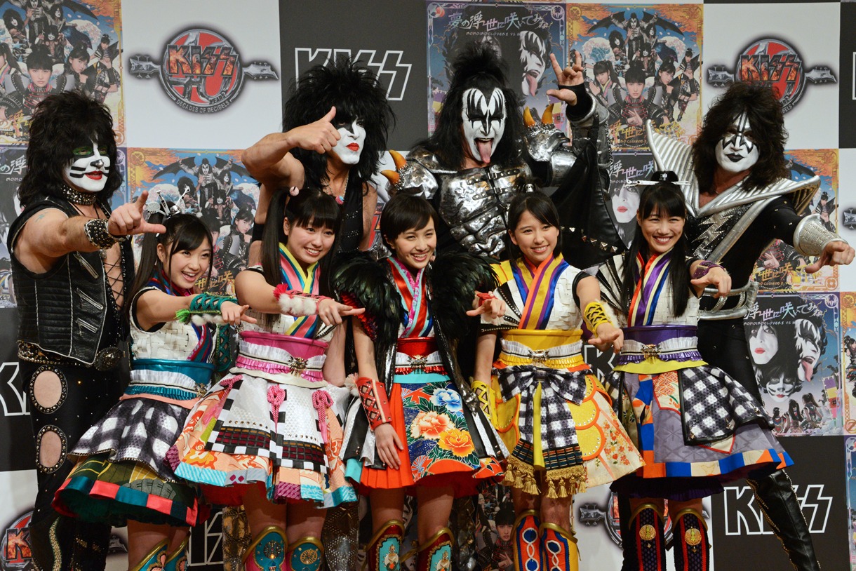 KissとももいろクローバーZ。