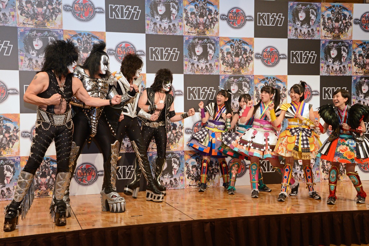 KissとももいろクローバーZ。