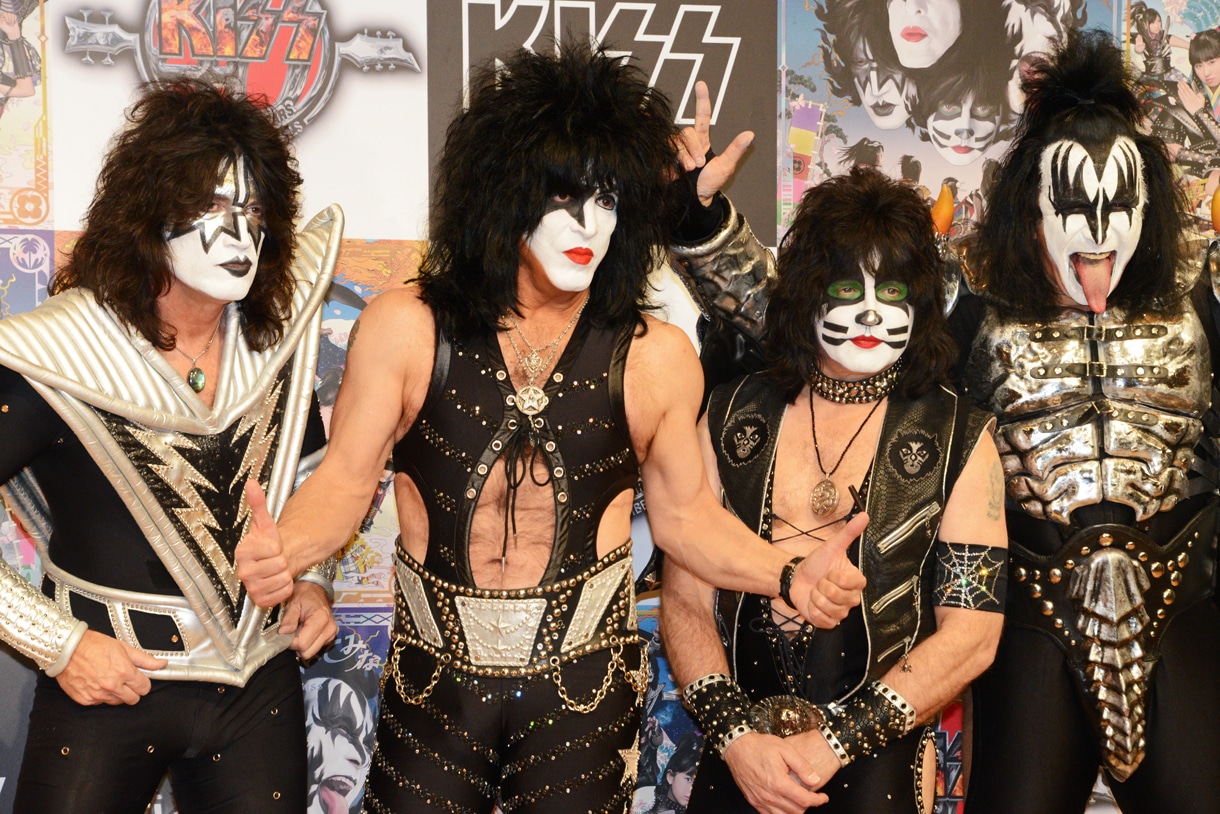 Kiss