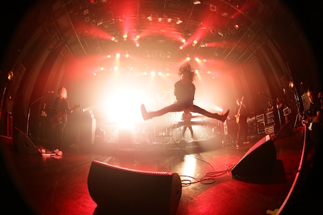 INKT「the birth of INKT」大阪・BIGCAT公演の様子。