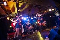 がんばれ！Victoryのライブの様子。