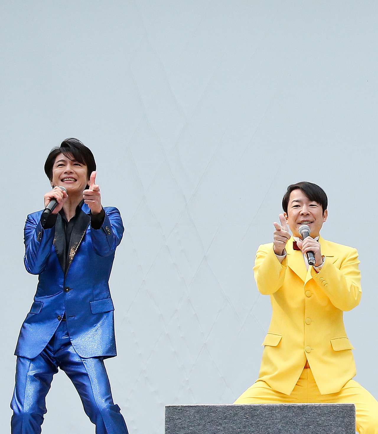及川光博とダンディ坂野。