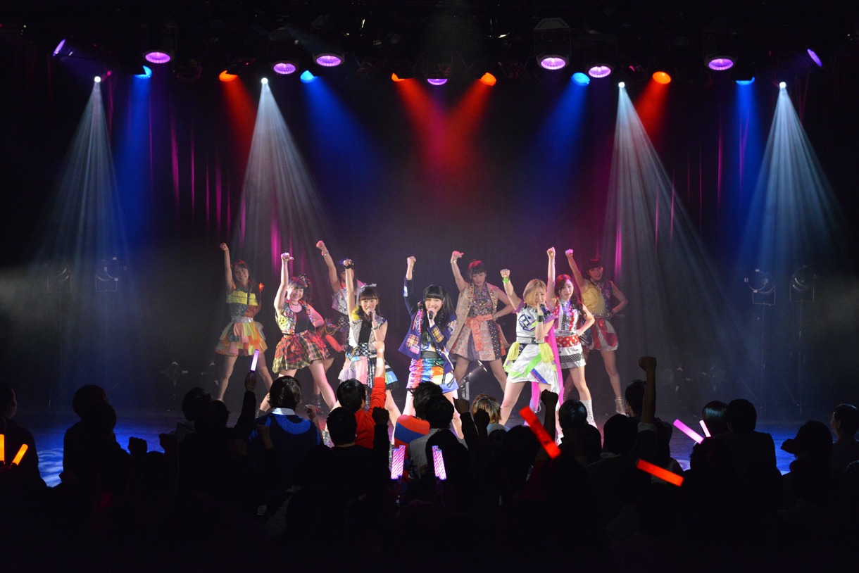 Cheeky Paradeによる3周年記念イベントの様子。