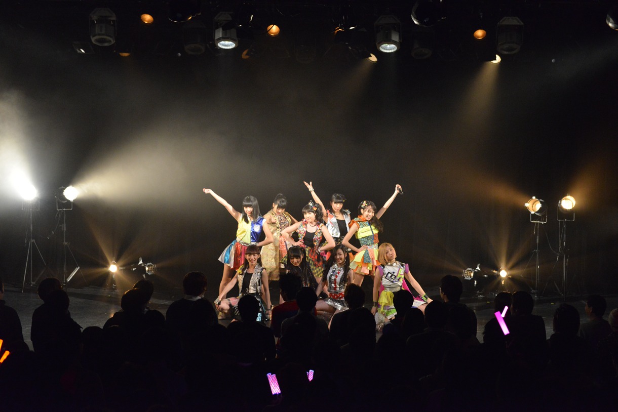 Cheeky Paradeによる3周年記念イベントの様子。