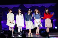 休憩中に行われたファッションショーの様子。