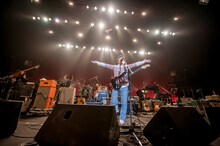 「堂島孝平 活動20周年記念公演 オールスター大感謝祭！」の様子。