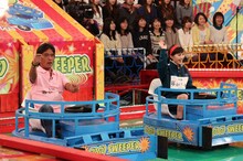 「VS嵐」出演時の松崎しげる、百田夏菜子（ももいろクローバーZ）。 (c)フジテレビ