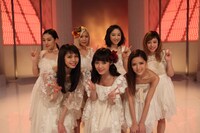 「MUSIC FAIR」出演時のFlower。 (c)フジテレビ