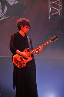 K.A.Z（撮影：今元秀明、岡田貴之）