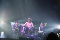 Nothing More（撮影：今元秀明、岡田貴之）