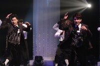 「MUSIC FAIR」出演時の東方神起。 (c)フジテレビ