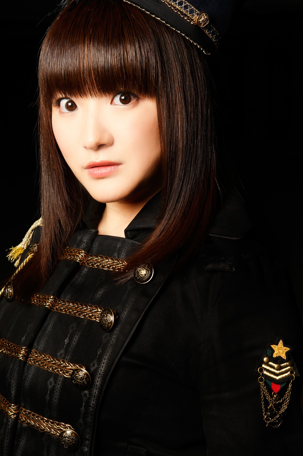 新谷良子
