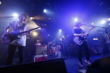 KANA-BOON「KANA-BOONのとぅるとぅるかむとぅるーTOUR 2015 ～クアトロだってばよ！編～」東京・渋谷CLUB QUATTRO公演の様子。（撮影：山川哲矢）