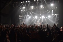 「スペースシャワー列伝JAPAN TOUR 2015 supported by uP!!!」DRUM Be-1公演のBrian the Sun。 （Photo by Yoshihiko Tanaka）