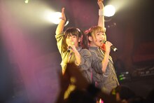 左からけちょん、ようなぴ。