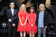 司会を務めた4人。左から武部聡志、Ami（E-girls）、Aya（E-girls）、小室哲哉。(c)スカパー！音楽祭 2015