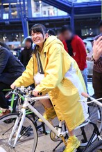 発電する清井咲希。