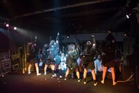 BELLRING少女ハートによるライブの様子。