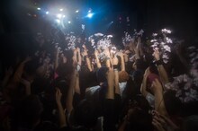 BELLRING少女ハートによるライブの様子。