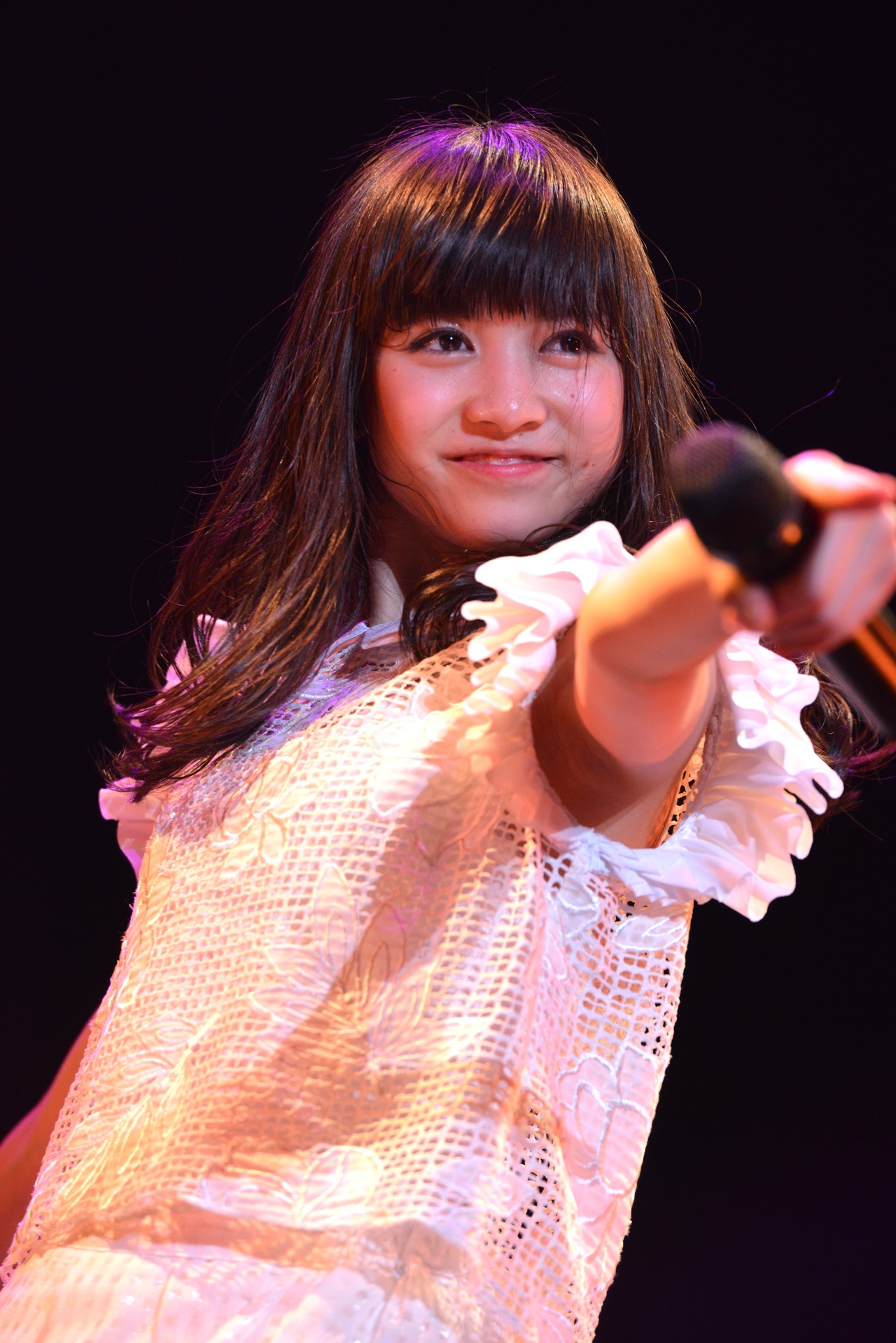 新井ひとみ