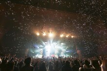 LUNA SEA「LUNA SEA 25th ANNIVERSARY LIVE TOUR THE LUNATIC -A Liberated Will-」東京国際フォーラム ホールA公演の様子。