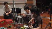 DVD「光の音色 -THE BACK HORN Film-」特典映像のワンシーン。
