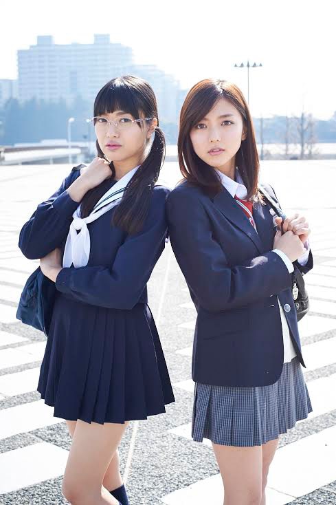 北原里英、真野恵里菜。（撮影：岡本武志）