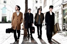 ストレイテナー