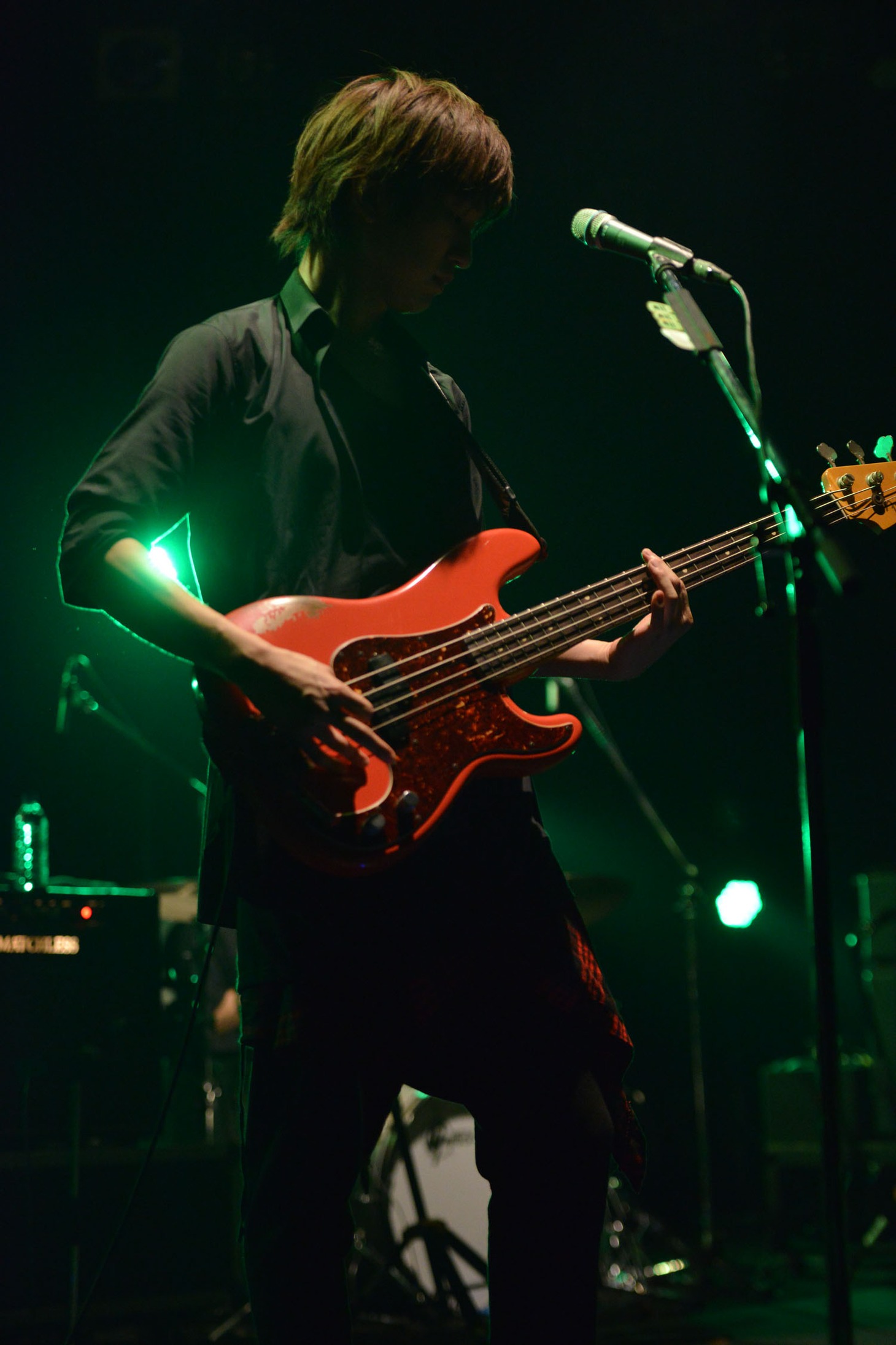 坂倉心悟（B / NICO Touches the Walls）