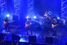 NICO Touches the Walls