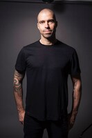 クリス・リービング