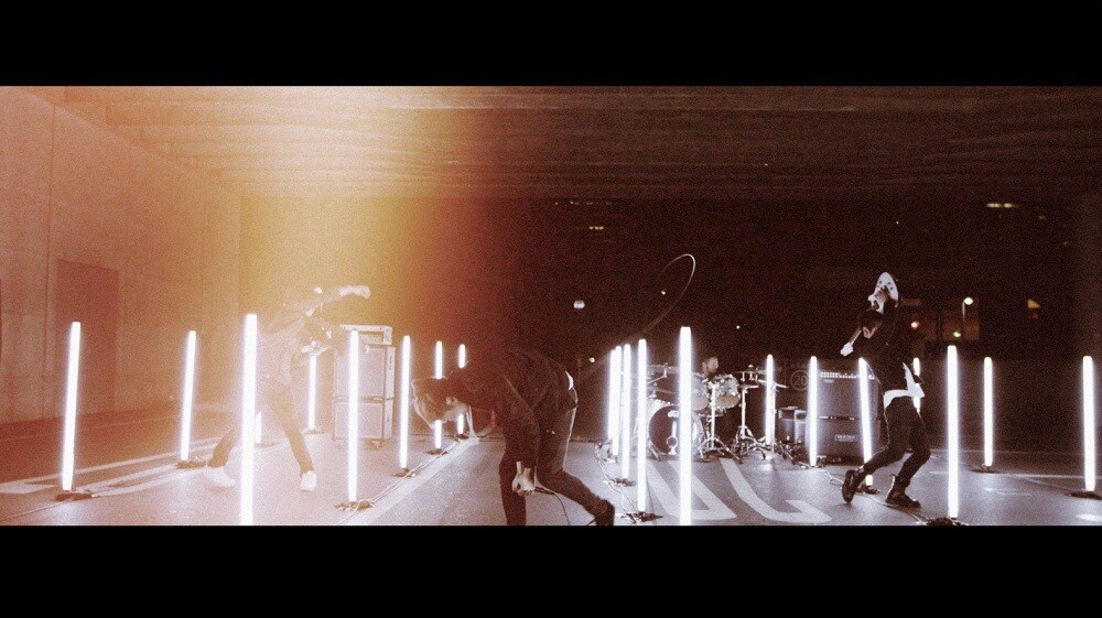 NOISEMAKER×maxilla、道を切り開く新曲PV