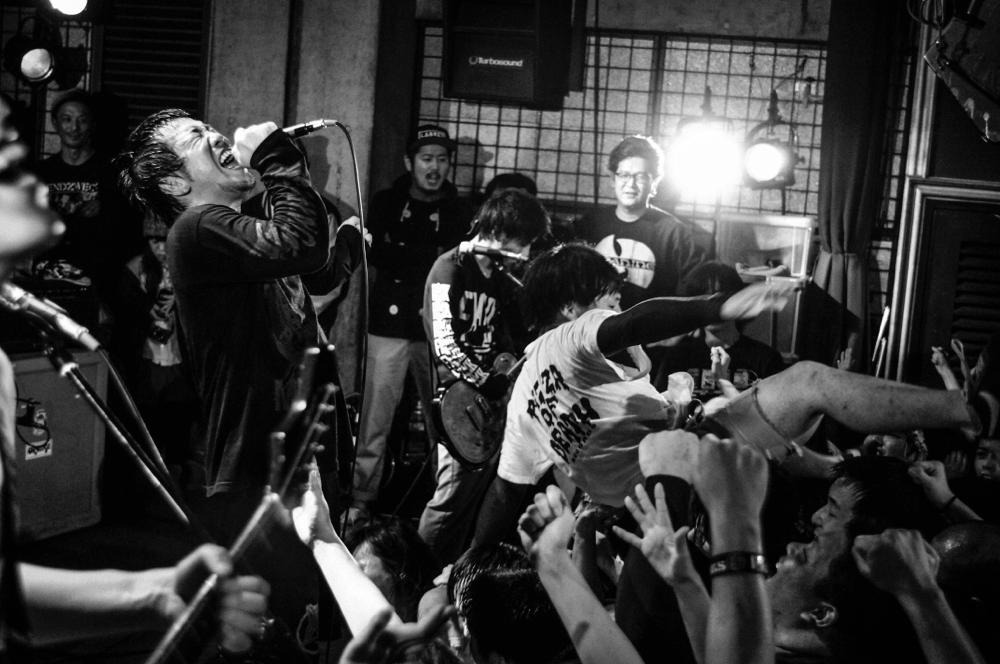 F.I.B「Fill in the blanks TOUR」京都・KYOTO MUSE公演の様子。（撮影：瀧本 "JON…" 行秀）