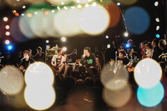 F.I.B、地元・京都で活動休止ライブ「すごくいい景色が見えてます」