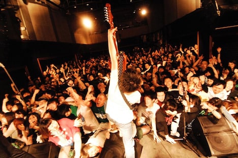 F.I.B「Fill in the blanks TOUR」京都・KYOTO MUSE公演の様子。(撮影:瀧本 "JON…" 行秀)
