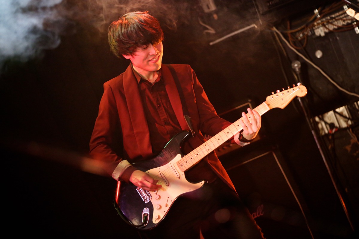 村上学（G, Vo） （Photo by Viola Kam [V'z Twinkle]）