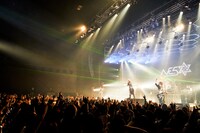 「Royz WINTER ONEMAN TOUR『N.E.S』」東京・Zepp DiverCity TOKYO公演の様子。