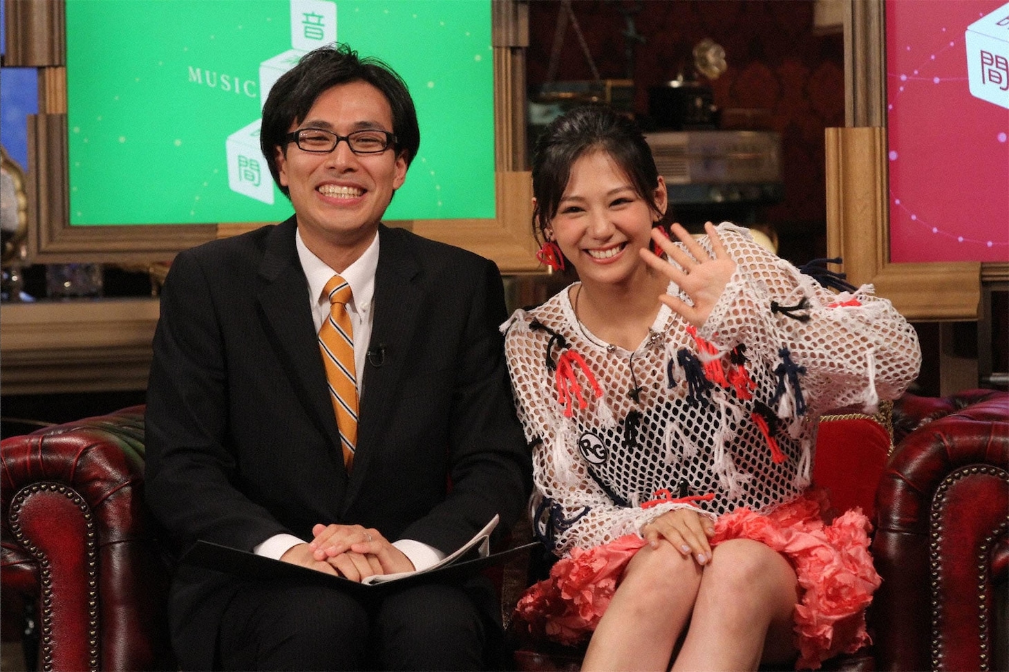左から福井慶仁、西内まりや。(c)フジテレビ