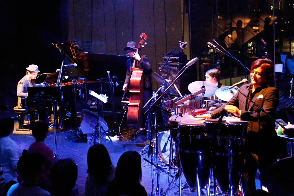 「quasimode Live "HOT and COOL"」Billboard Live TOKYO公演の様子。