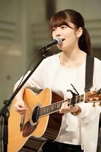 瀧川ありさメジャーデビュー記念イベントの様子。