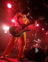 フミ（B, Vo, Syn）