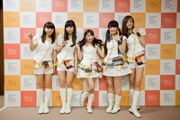 LinQより吉川千愛、岸田麻佑、高木悠未、志良ふう子、一ノ瀬みく。