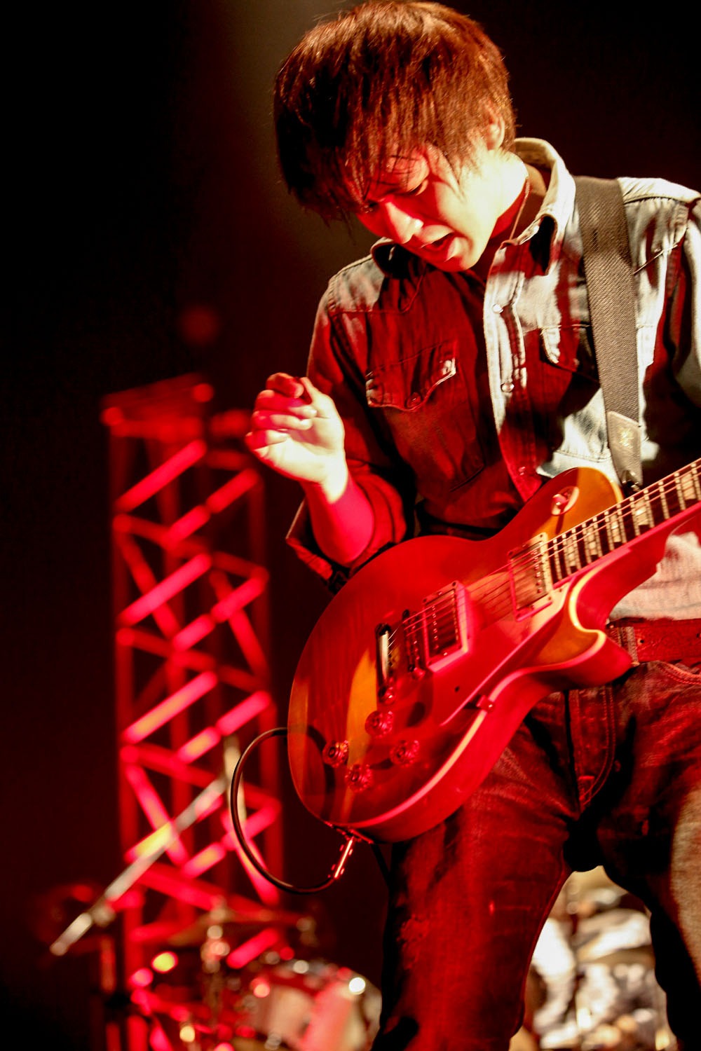 古村大介（G / NICO Touches the Walls）（Photo by Hajime Kamiiisaka）
