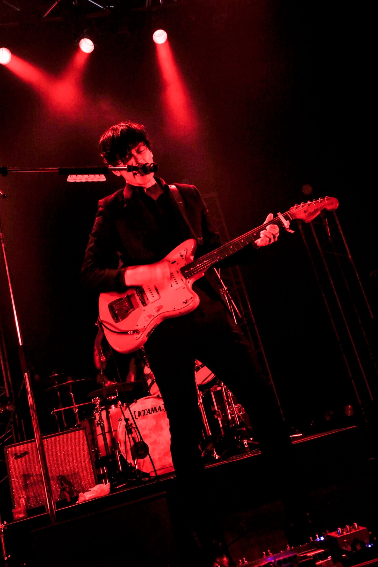 川上洋平（Vo, G / [Alexandros]）（Photo by Hajime Kamiiisaka）