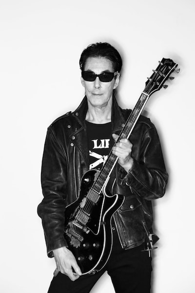 鮎川誠（SHEENA & THE ROKKETS）