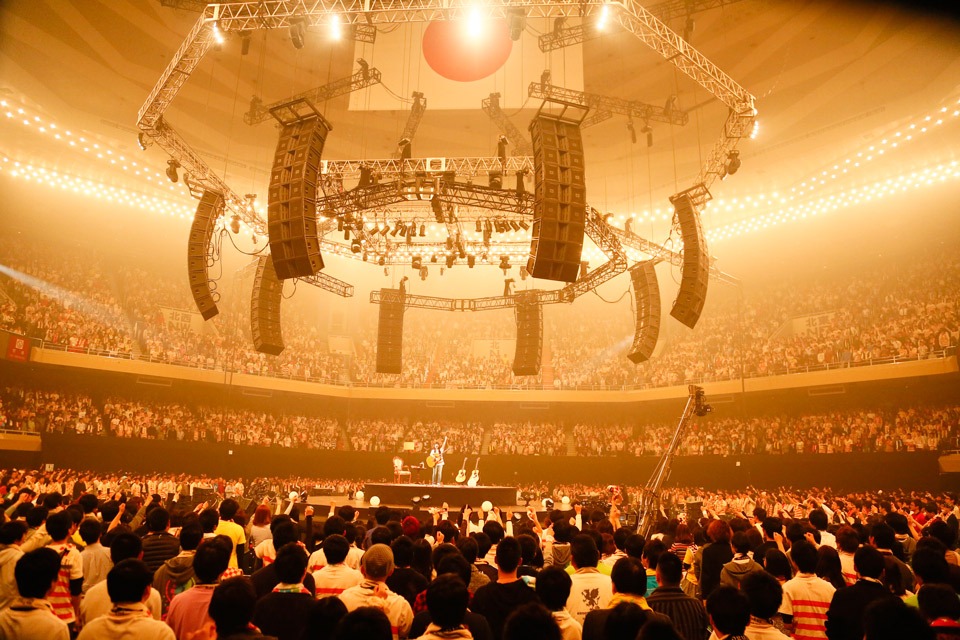 miwa「miwa live at 武道館 ～acoguissimo～」3月8日公演の様子。（撮影：佐藤薫）