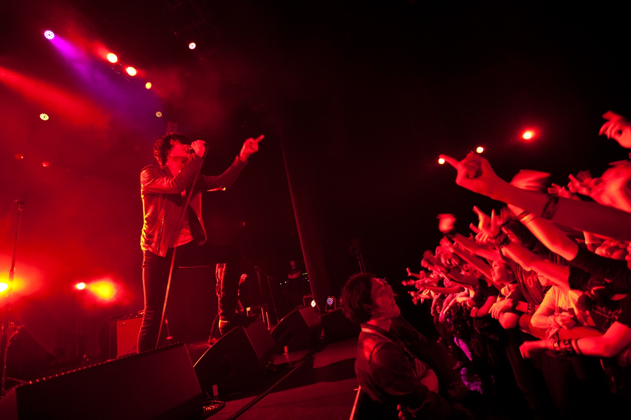 a flood of circle「AFOC Tour "Golden Time Rock'n'Roll Show"」東京・EX THEATER ROPPONGI公演の模様。（Photo by Yuki Shimbo）