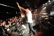 the band apartのライブの様子。（Photo by Mai Okamoto）