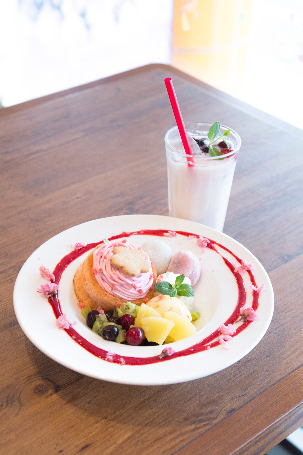 キラキラクック☆ミニパティ桜のシフォン・もちベリ春うらら 召しませ▽ with しゅわしゅわサクラ・ヨーグルト