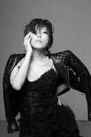 YU-KI「BE NUDE」掲載写真